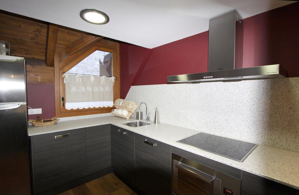 Appartement Charming Escarrilla Extérieur photo