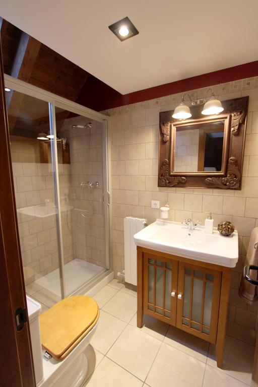 Appartement Charming Escarrilla Extérieur photo